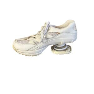 Z-Coil Mens Freedom Classic White Slip Resistant Sneakers Size 8 No Insole